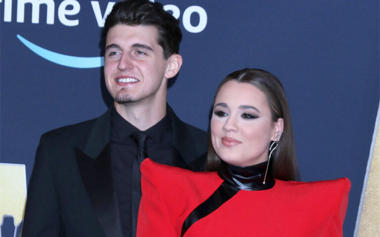 gabby barrett husband